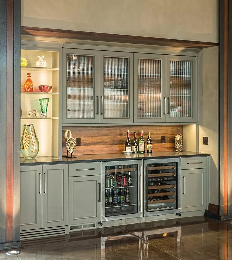 Custom Built-In Cabinets - Quality Custom Cabinetry