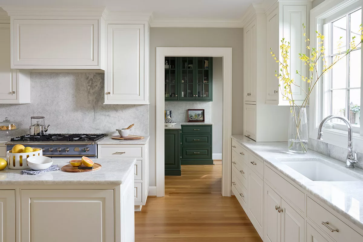 Custom Pantry Cabinets - Quality Custom Cabinetry