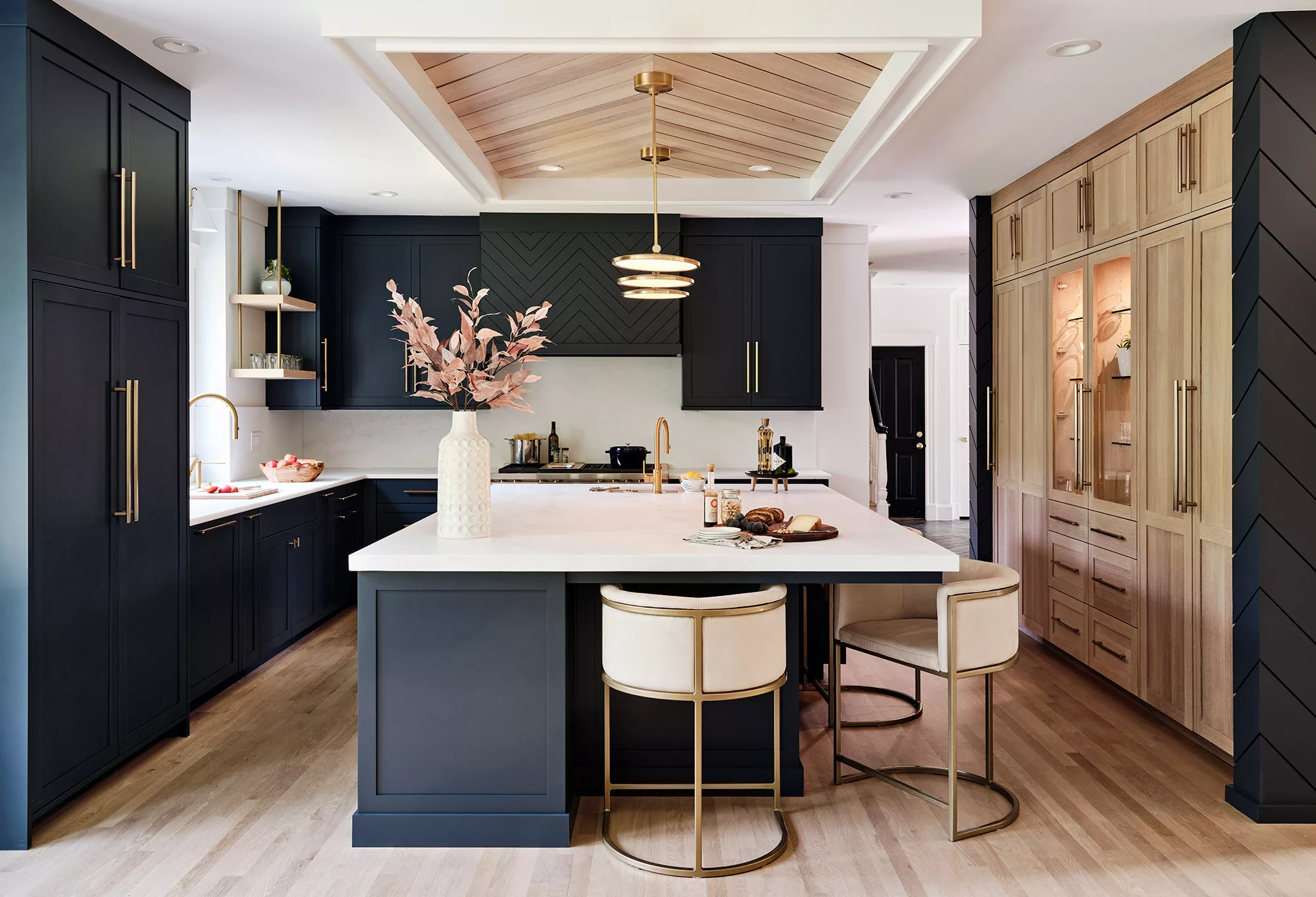 Quality Custom Cabinetry: Custom Handcrafted High End Cabinetry