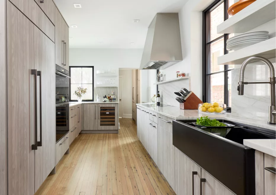 High end custom kitchen cabinets