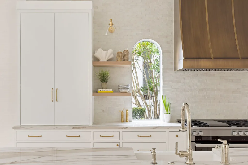 custom built in cabinets